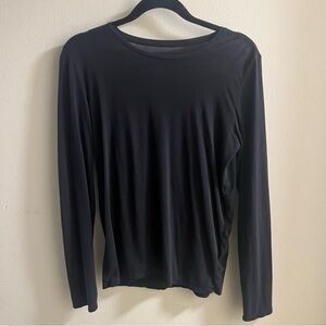 Everlane black long sleeve shirt